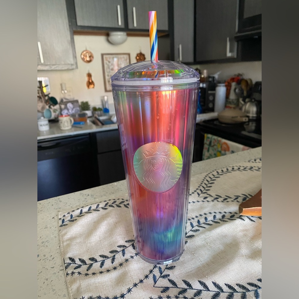 2022 Starbucks Pride Cup